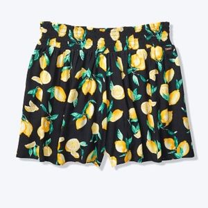 Lemon Patterned VS PINK Shorts
